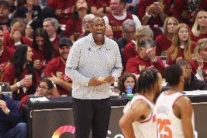 最新貴州貴陽競技對陣湖北青年星全場錄像_最新貴州貴陽競技對陣湖北青年星全場錄像在線觀看_免費看直播