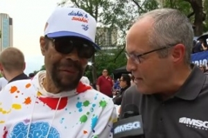弗雷澤：尼克斯讓我領頭游行 球迷的歡呼聲讓我起了雞皮疙瘩