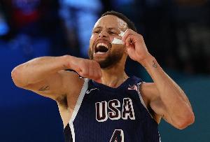 球哥：盡管布倫森總決賽打得好 我還是選庫里當美國男籃首發控衛