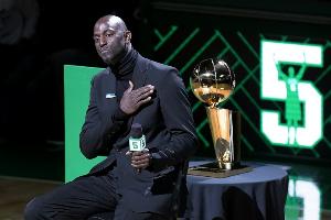 火爆勁球NBA嘉賓解說直播_火爆勁球NBA嘉賓解說直播在線觀看_免費看直播