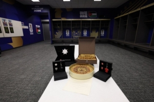 優雅告別！FIFA官方社媒曬照，約旦隊在更衣室留下禮物和感謝信