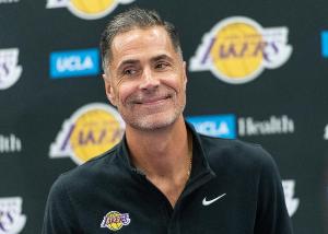 最新樂球NBA無插件免費(fèi)低調(diào)看直播_最新樂球NBA無插件免費(fèi)低調(diào)看直播在線觀看_免費(fèi)看直播