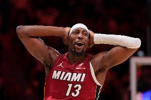 拉票但沒獲獎！阿德巴約：NBA砍83分并非誰都行 我得以和科比齊名