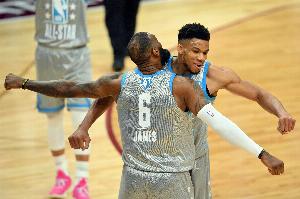 重磅小九NBA看賽事前瞻_重磅小九NBA看賽事前瞻在線觀看_免費看直播