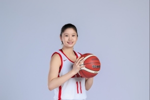 最后時刻連續(xù)拿分仍惜敗！李沅珊19中7得到17分4板 三分10中2