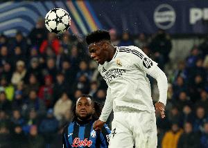 太陽報：曼聯已詢問楚阿梅尼情況 皇馬若收合適報價愿意賣人