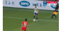 這球漂亮！澤卡力壓魏震“炮彈式”頭球破門，泰山5分鐘1-0海港